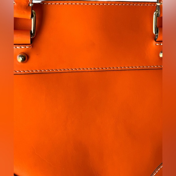 Dooney and Bourke Orange Leather Like New Bag - Picture 12 of 16